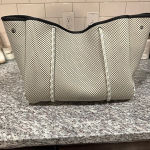 POPUPS brand “Everyday tote dotted taupe” neoprene bag
